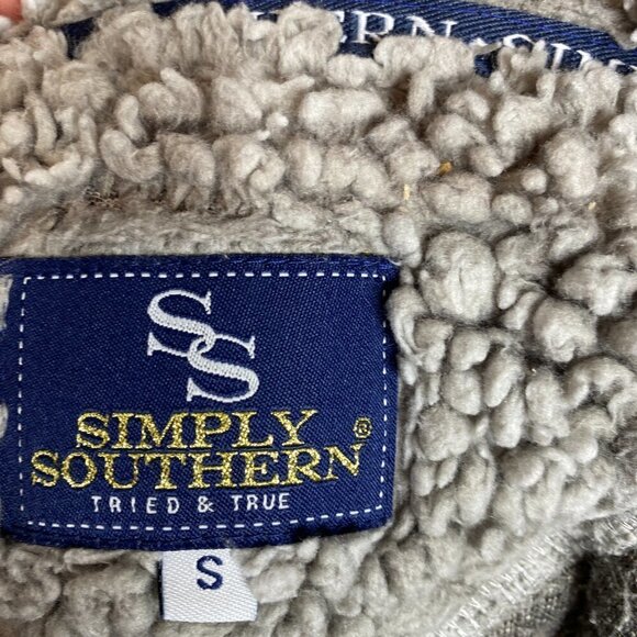 Women's Simply Southern Sherpa 1/4 Zip Pullover size Small - Picture 6 of 6